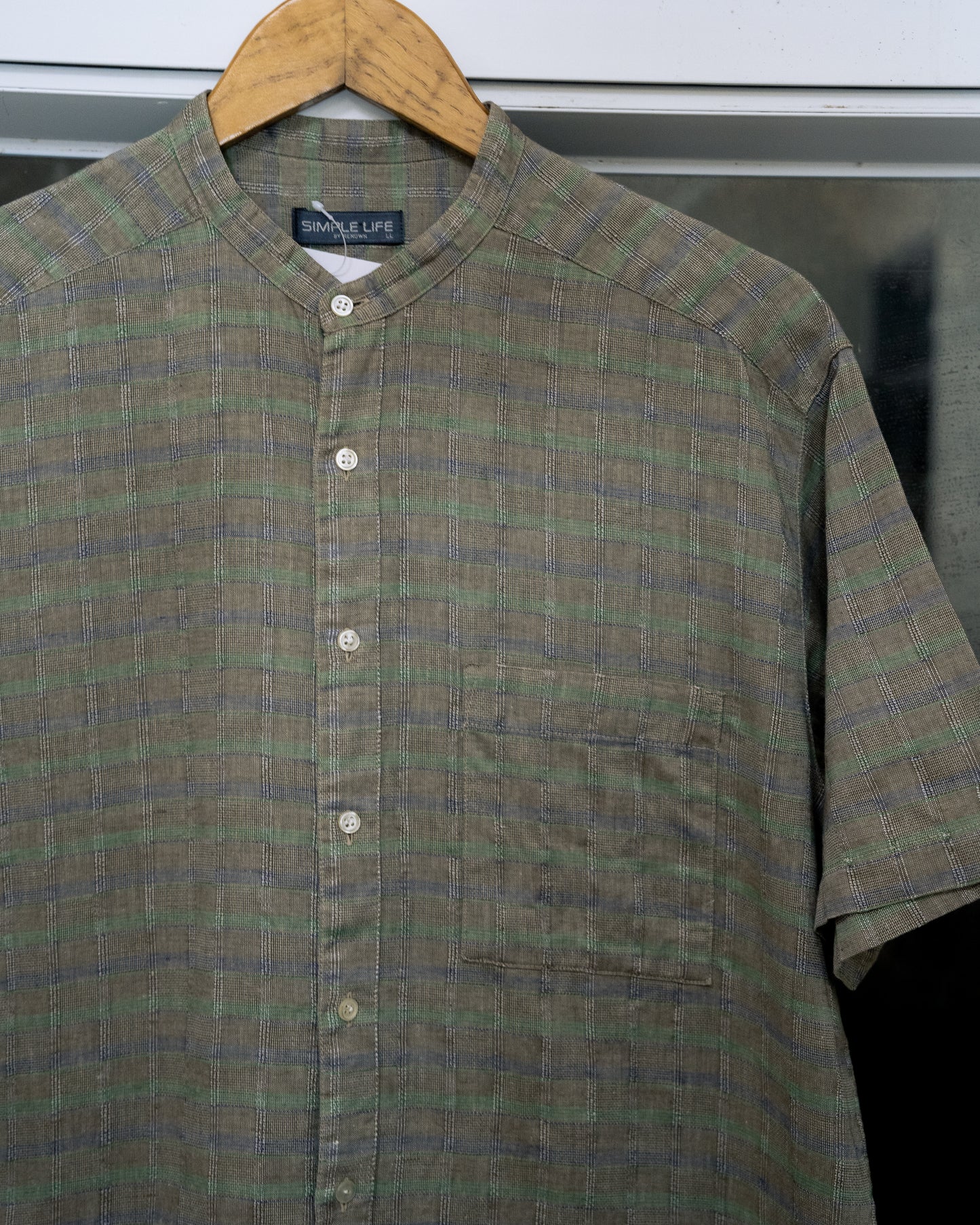 "RENOWN" Stand Collar Short Sleeve Shirt