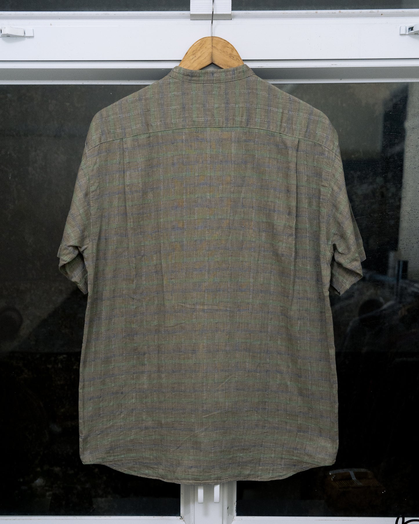 "RENOWN" Stand Collar Short Sleeve Shirt