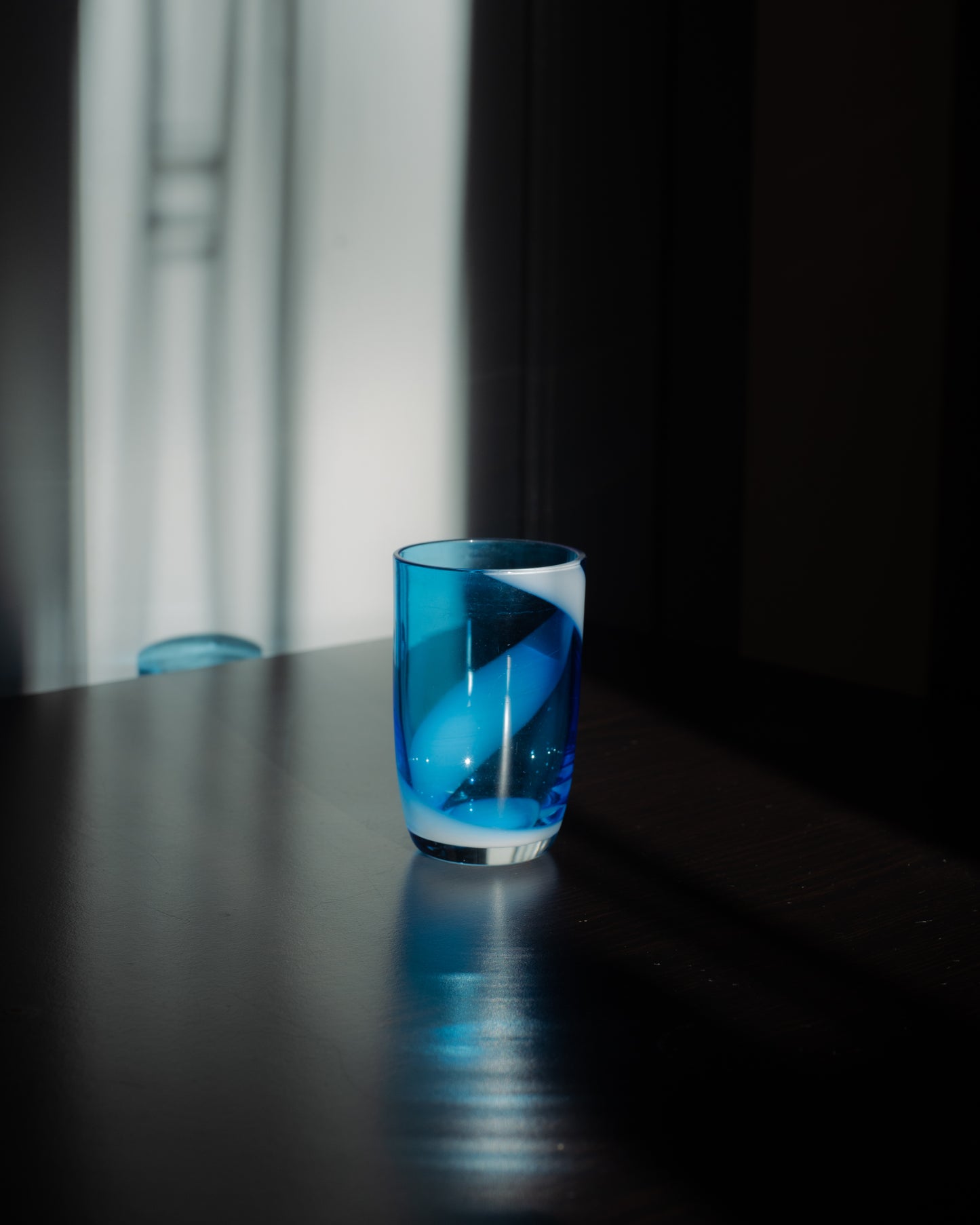 Blue & White Patterned Glass Cup 藍色白紋玻璃杯