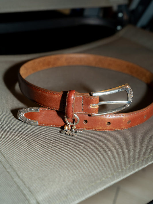 2000s "BRIGHTON" B7407 Silver Buckle & Heart Flower Charms Leather Belt