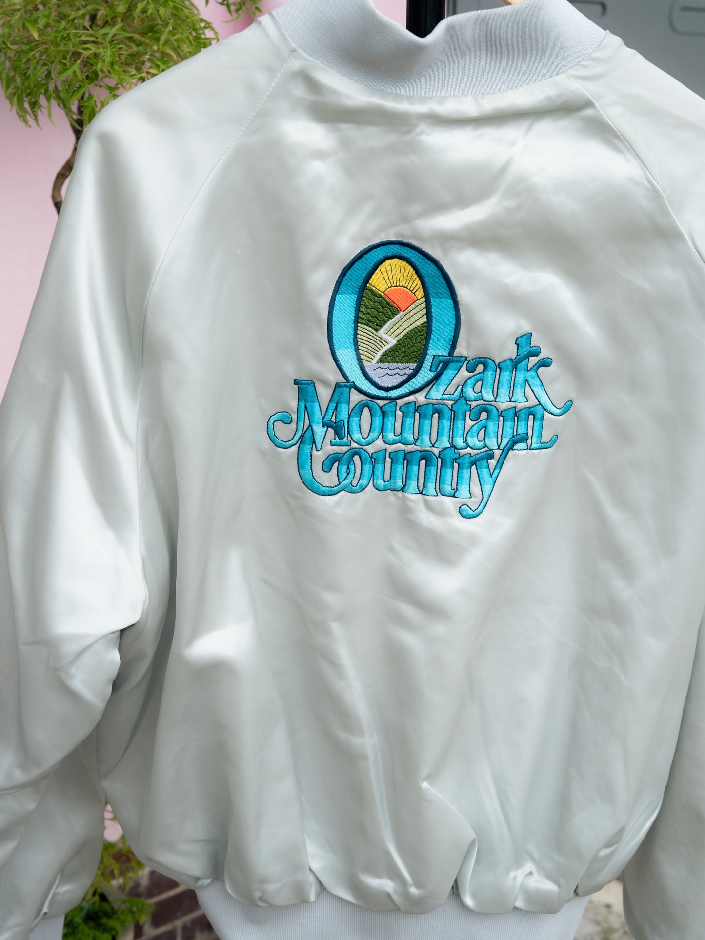 1980-90s "King Louie PRO-FIT" Zip-Up Satin Jacket