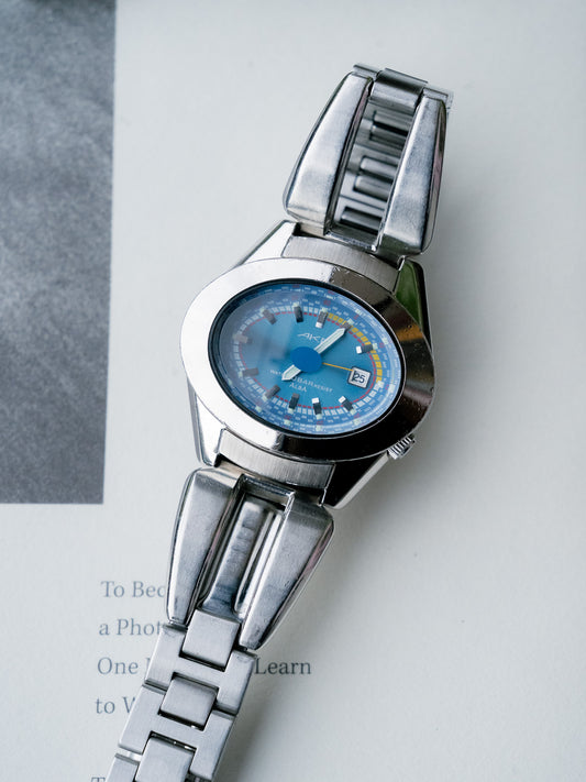 1997 SEIKO ALBA AKA Sunray Blue V782-5A40 Quartz Watch