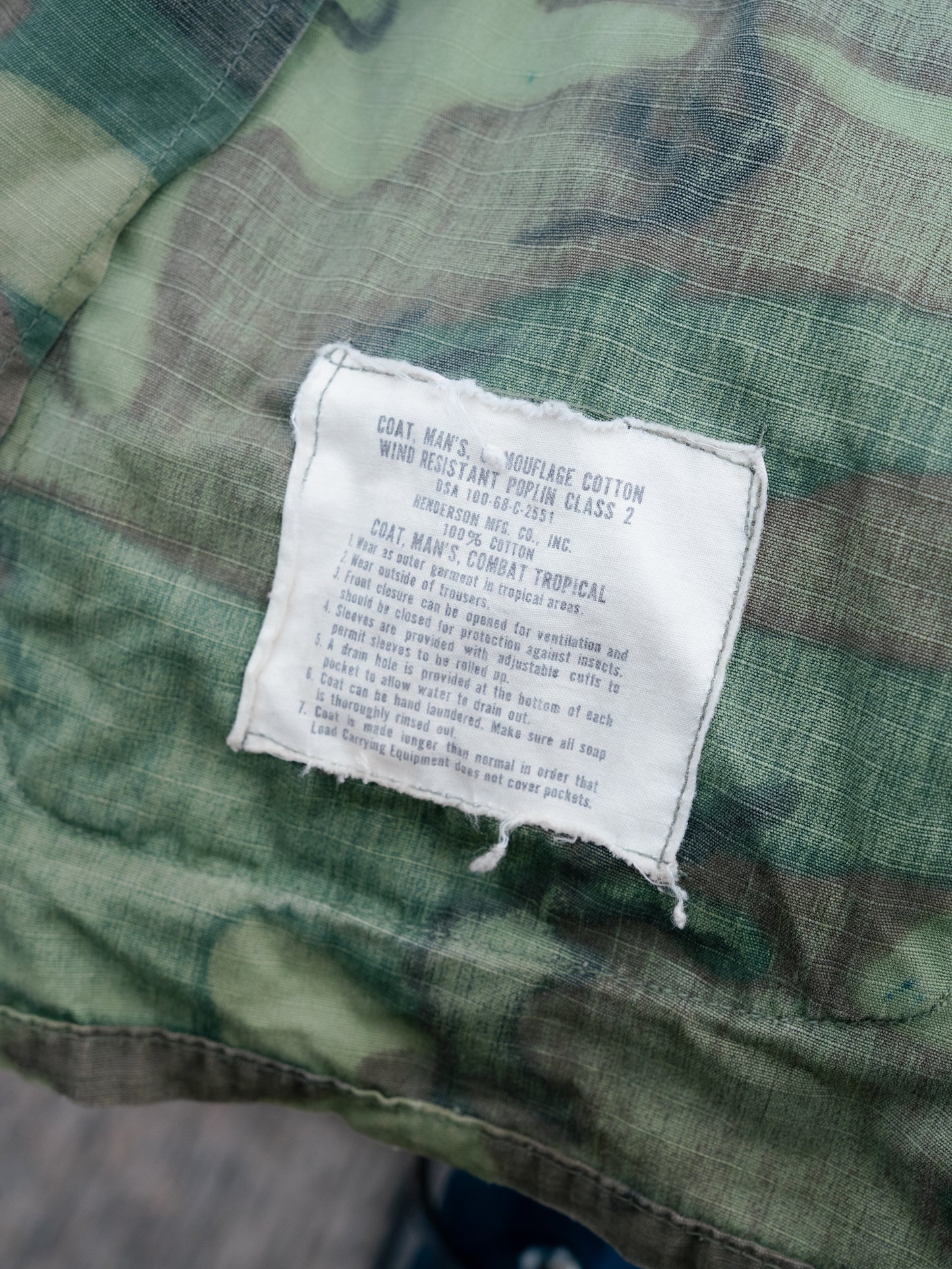 1960s U.S. Army ERDL Jungle Camouflage Fatigue Jacket - Cropped Sleeves