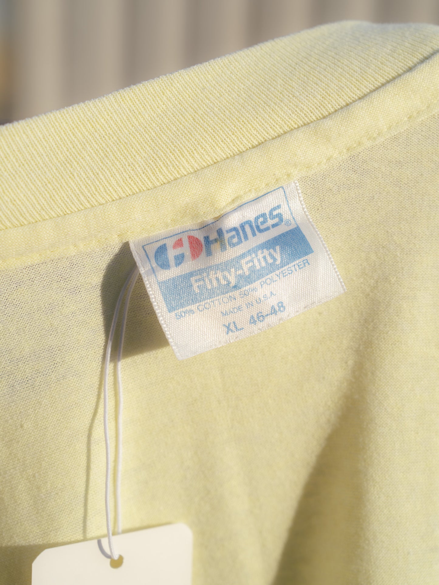 Late 1980s "HANES" Marathon Dolphin Scramble Graphic Tee