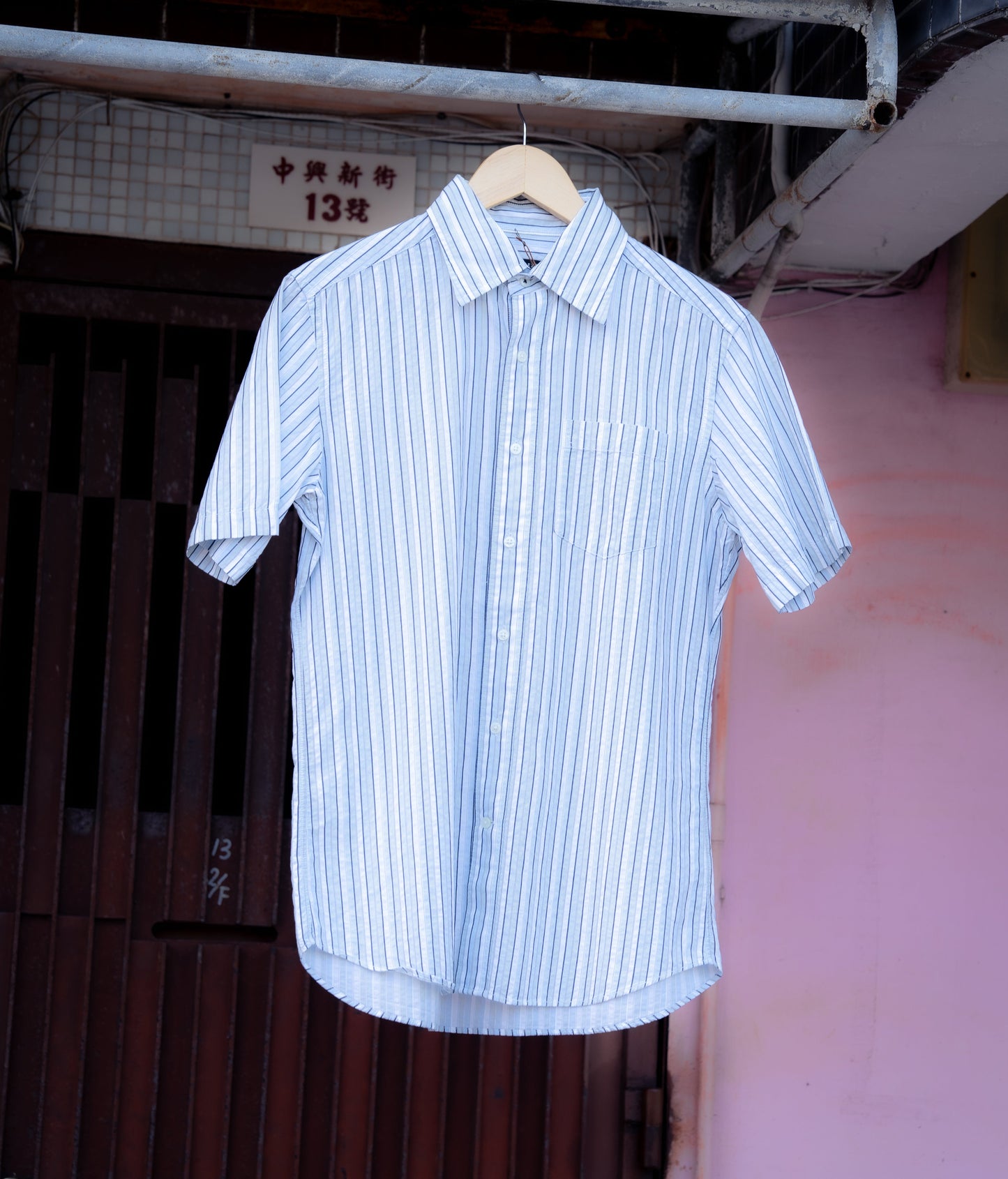 "INTERMEZZO" Striped Button-Up Shirt