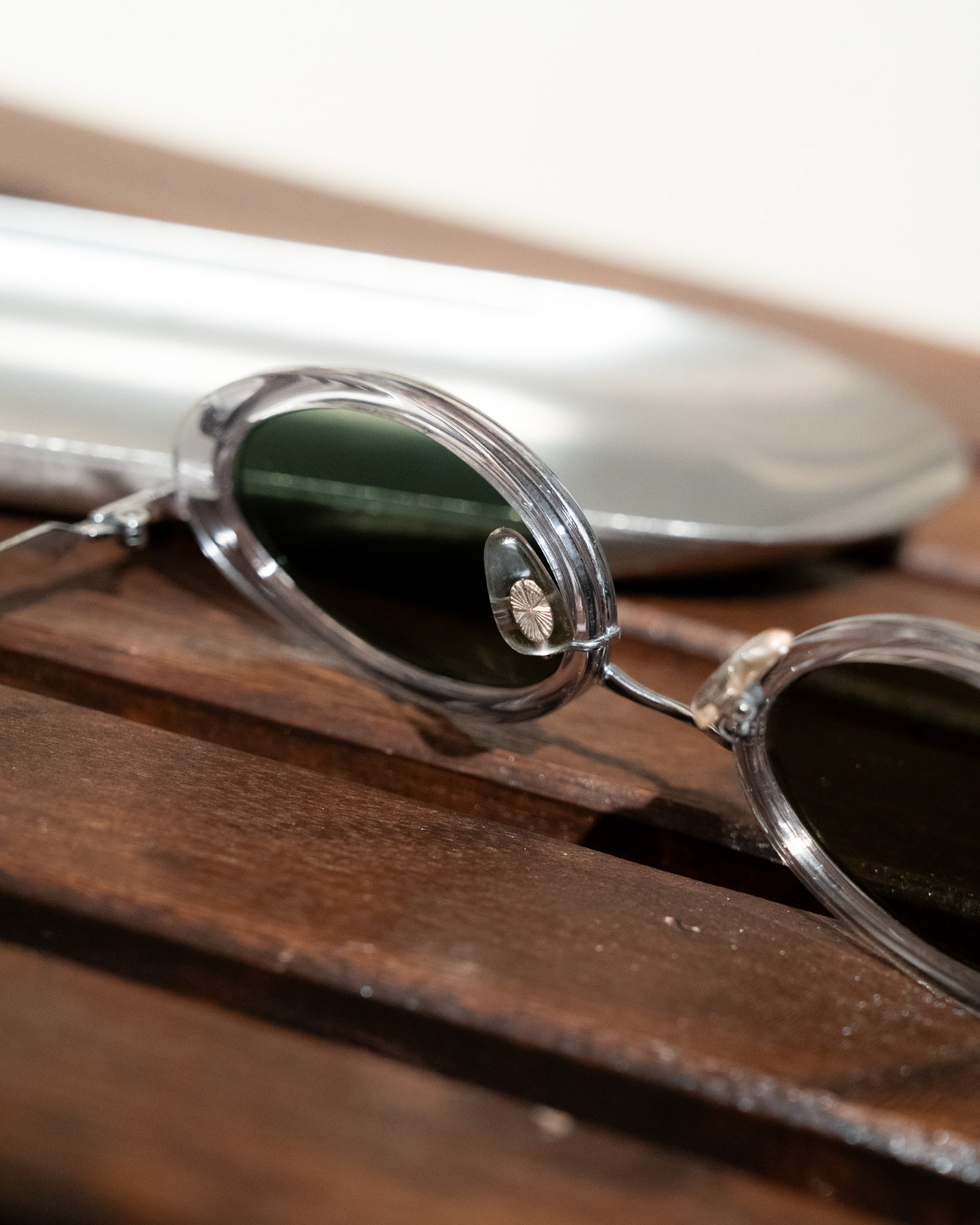 1990s Dorian Oval Sunglasses