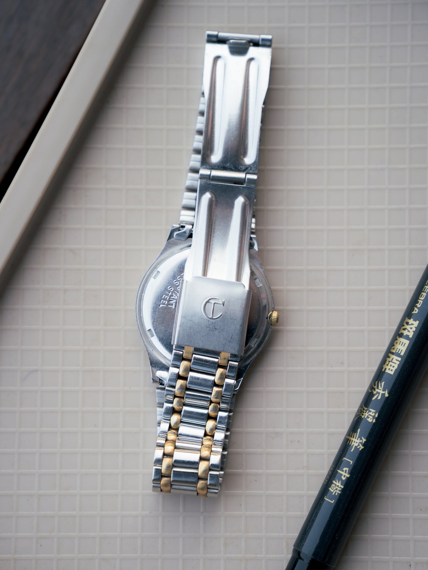 2000s "CINTA" Classic Quartz Watch