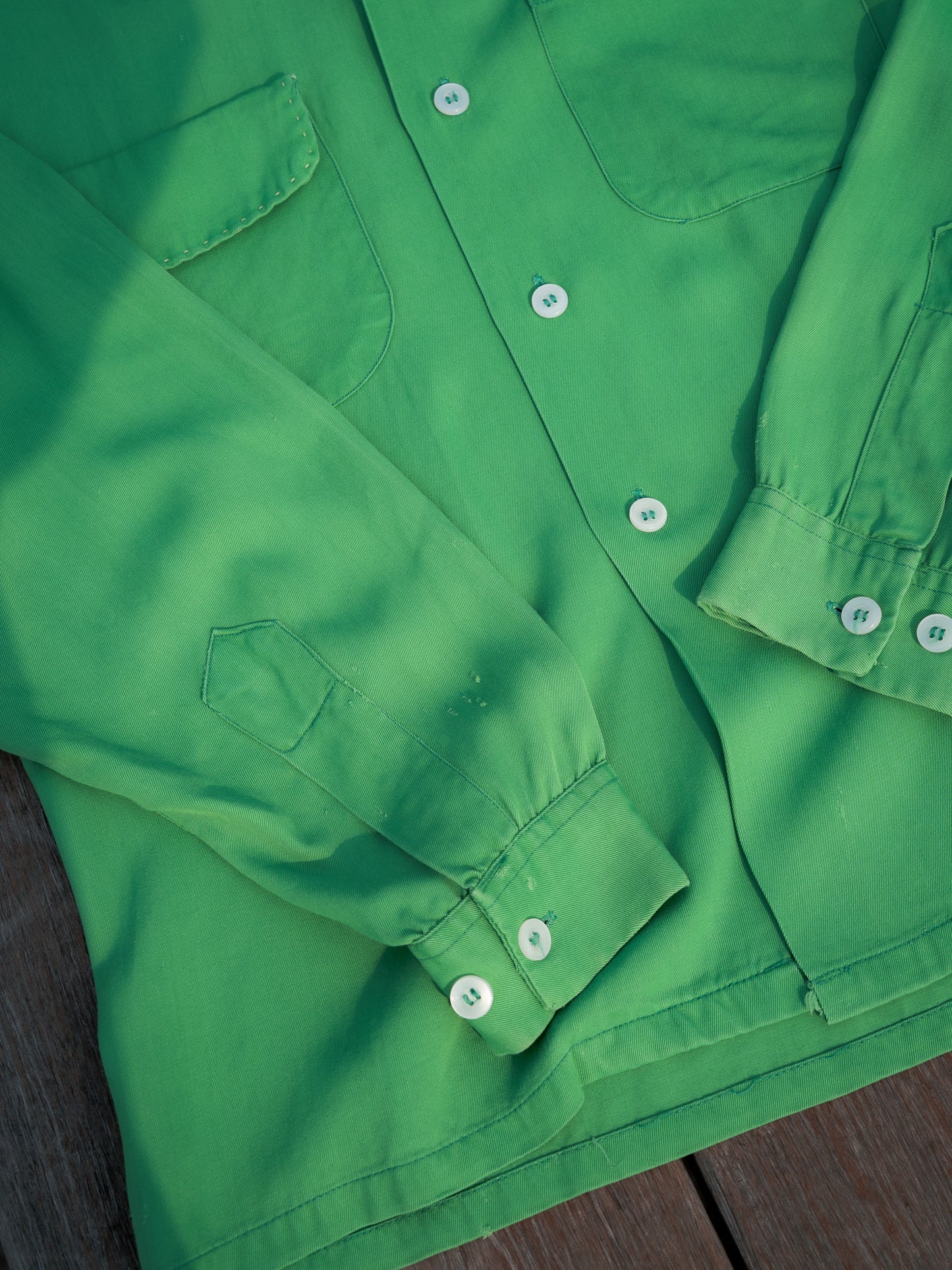 1950s "FLAMINGO SPORTSWEAR" Rayon Gabardine Loop Collar Shirt