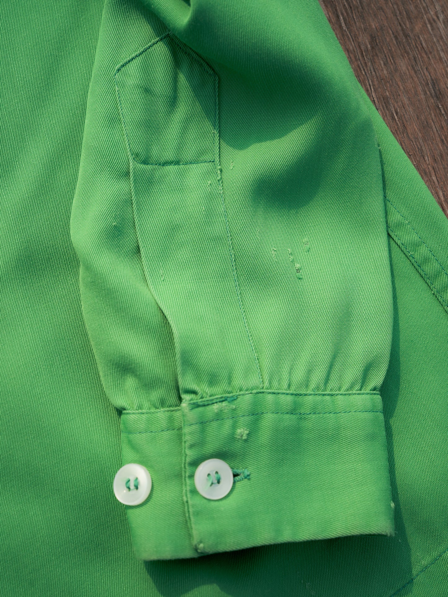 1950s "FLAMINGO SPORTSWEAR" Rayon Gabardine Loop Collar Shirt