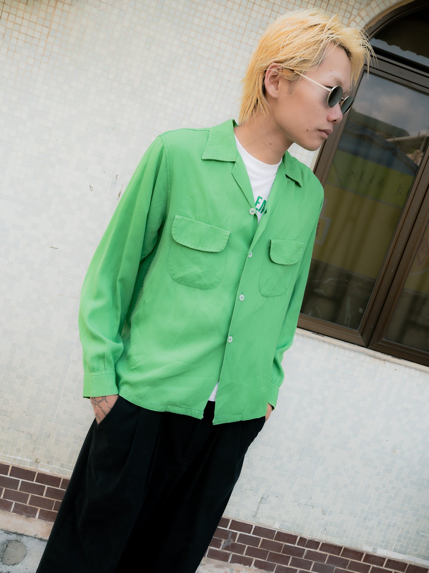 1950s "FLAMINGO SPORTSWEAR" Rayon Gabardine Loop Collar Shirt