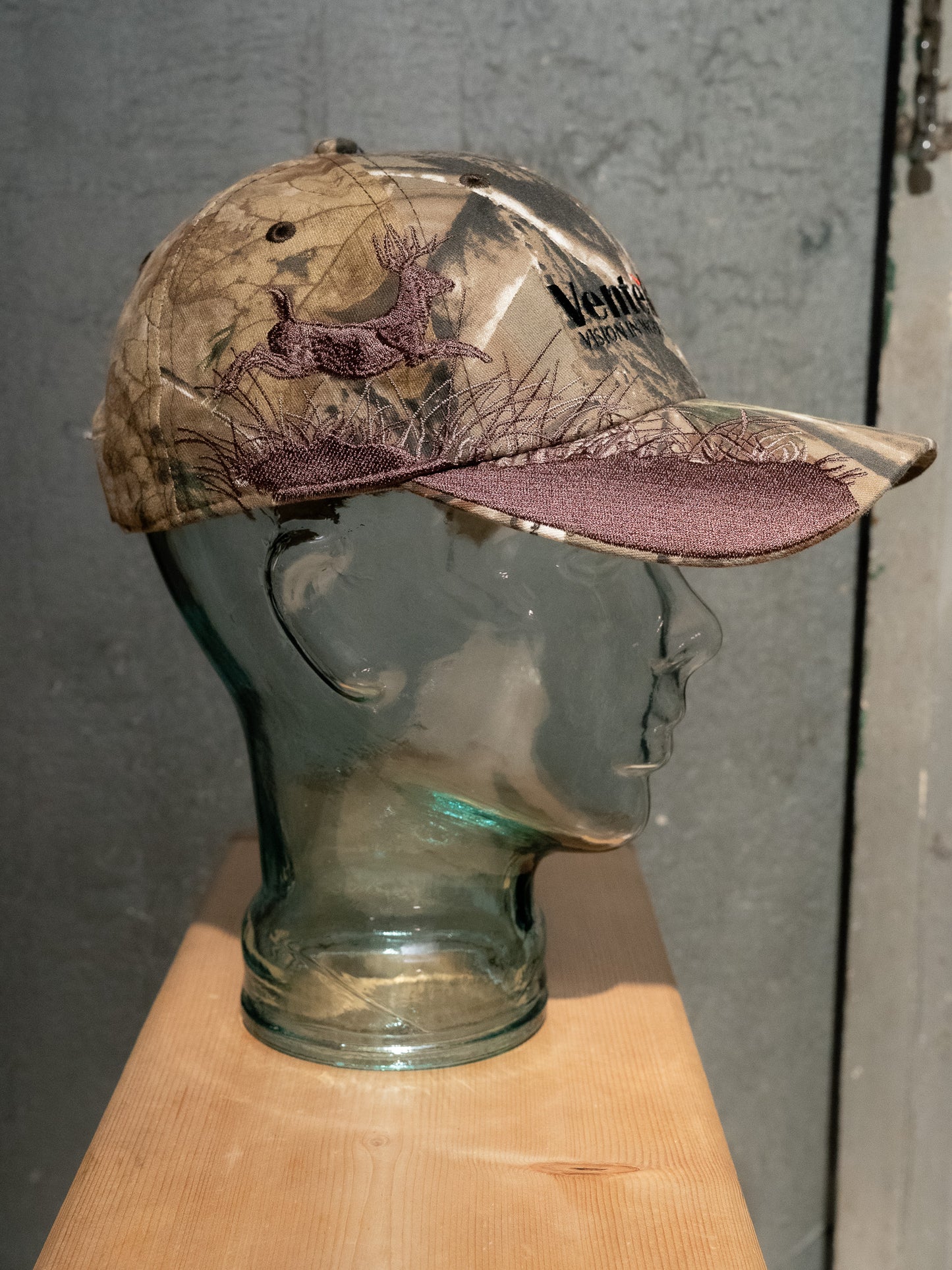 2006 "DRI-DUCK" Ventek Wildlife Series RealTree AP Camo Cap - NOS