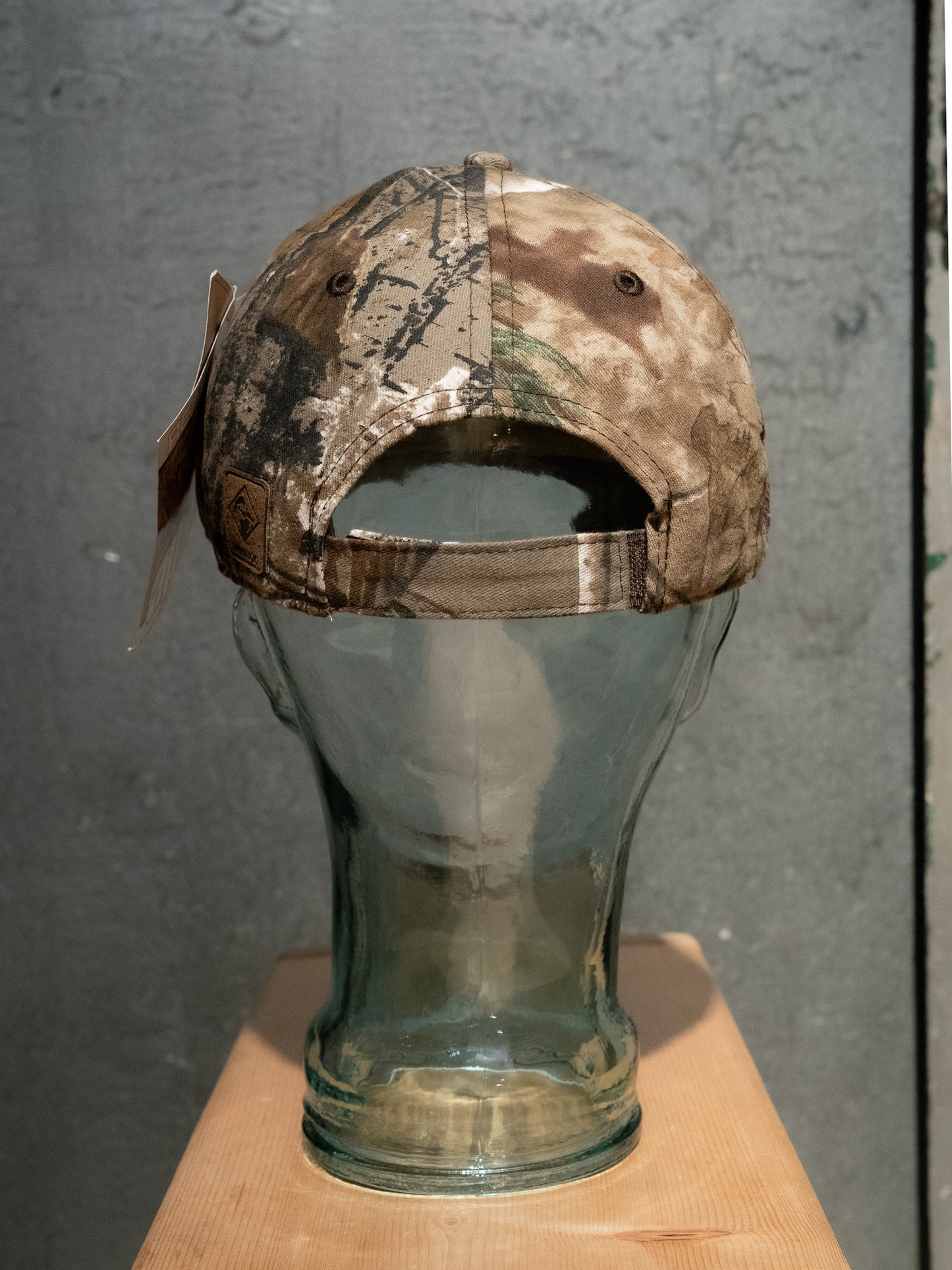 2006 "DRI-DUCK" Ventek Wildlife Series RealTree AP Camo Cap - NOS