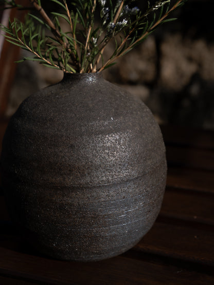 SHOWA ERA - Ceramic Vase 昭和時期 備前燒 清窯 丸型 挽插し 花器