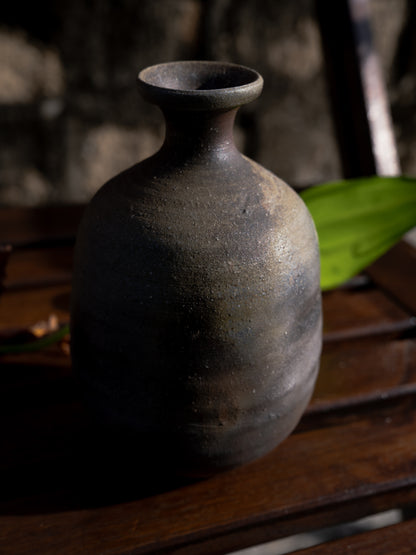 SHOWA ERA - Ceramic Vase 昭和時期 備前焼 德利型 挽插し 花器