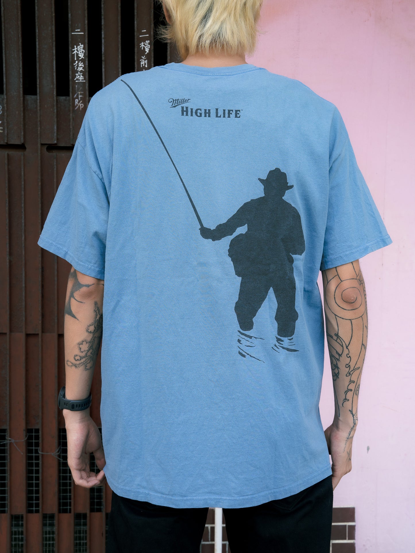 Early 2000s "HANES" Miller High Life Beer Fishing Tee
