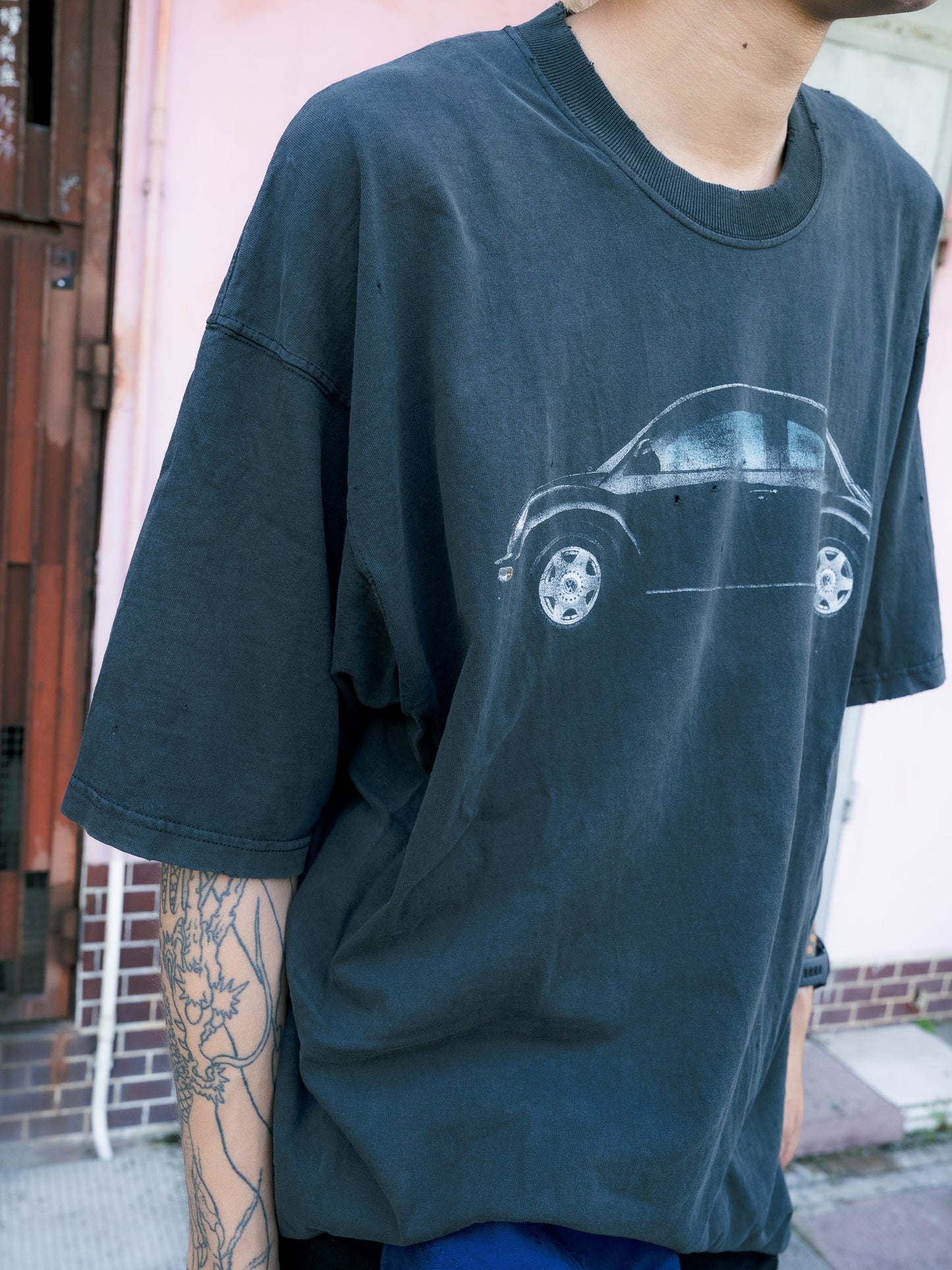 1998 "FRUIT OF THE LOOM" Volkswagen Beetle Promo Tee