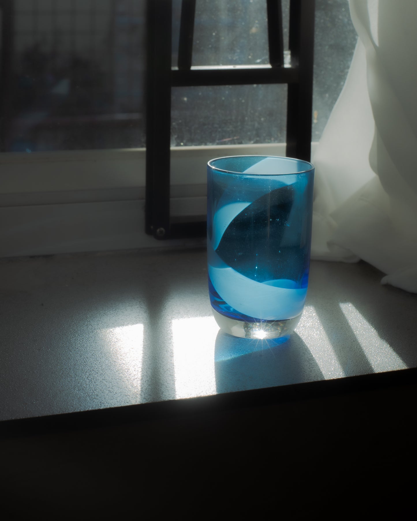 Blue & White Patterned Glass Cup 藍色白紋玻璃杯