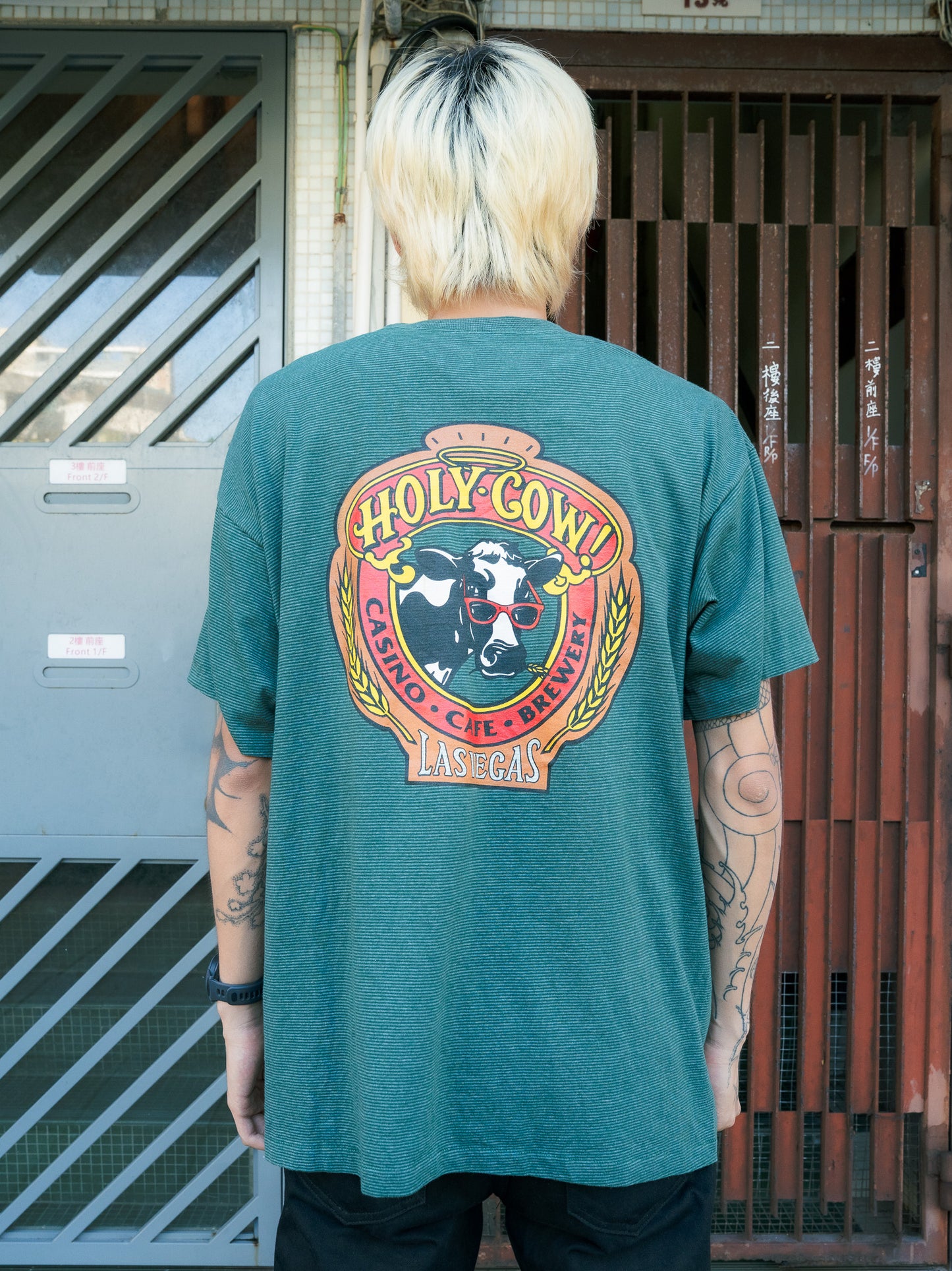 1990s "TENNESSEE RIVER GOLD" Holy Cow Las Vegas Striped Tee