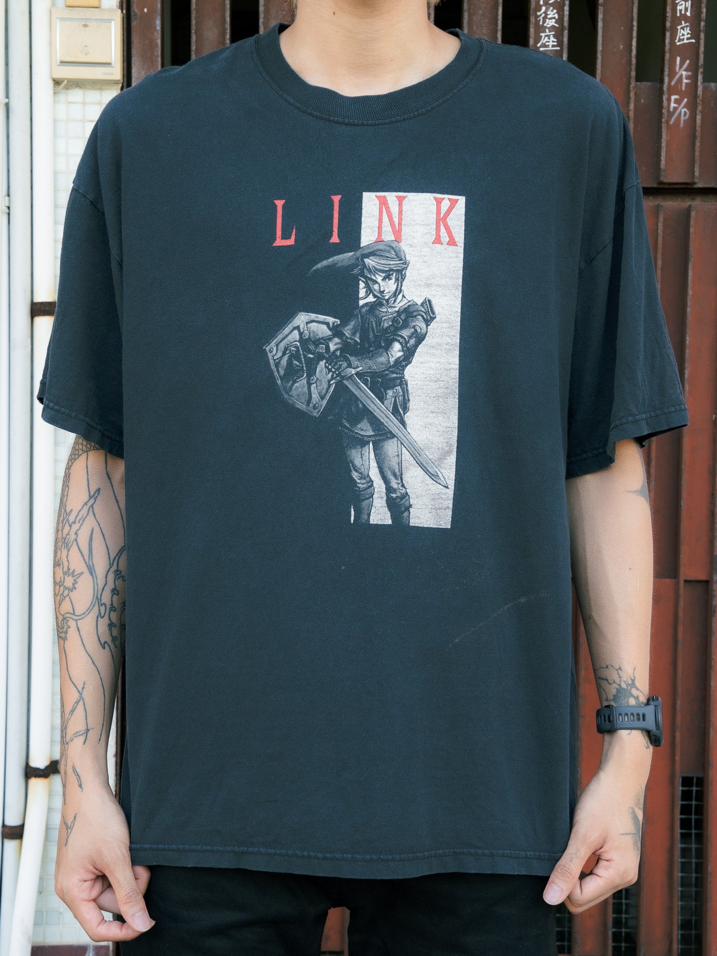 2000s "JERZEES" Nintendo The Legend of Zelda Link Graphic Tee