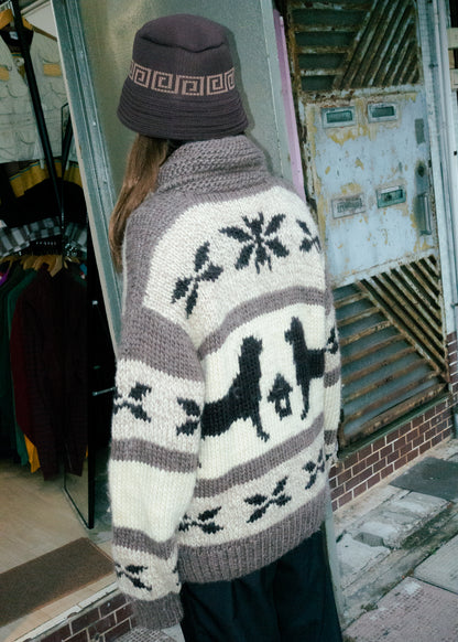 ~1990s "FIRST DOWN" Cowichan Knit Sweater