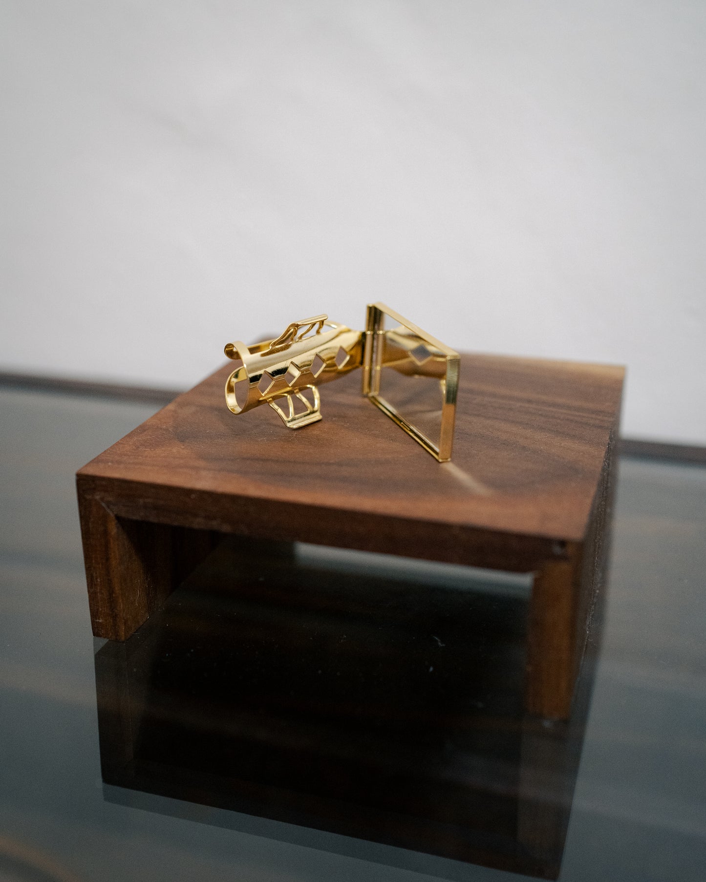 Lipstick Holder With Mirror Side 押花唇膏夾 連鏡