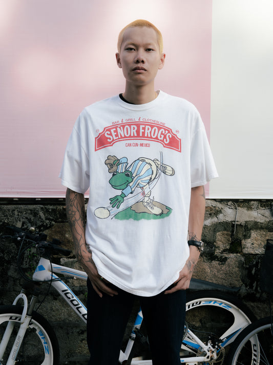 1990's "CARLOS 'N CHARLIE'S" Señor Frog's Tee