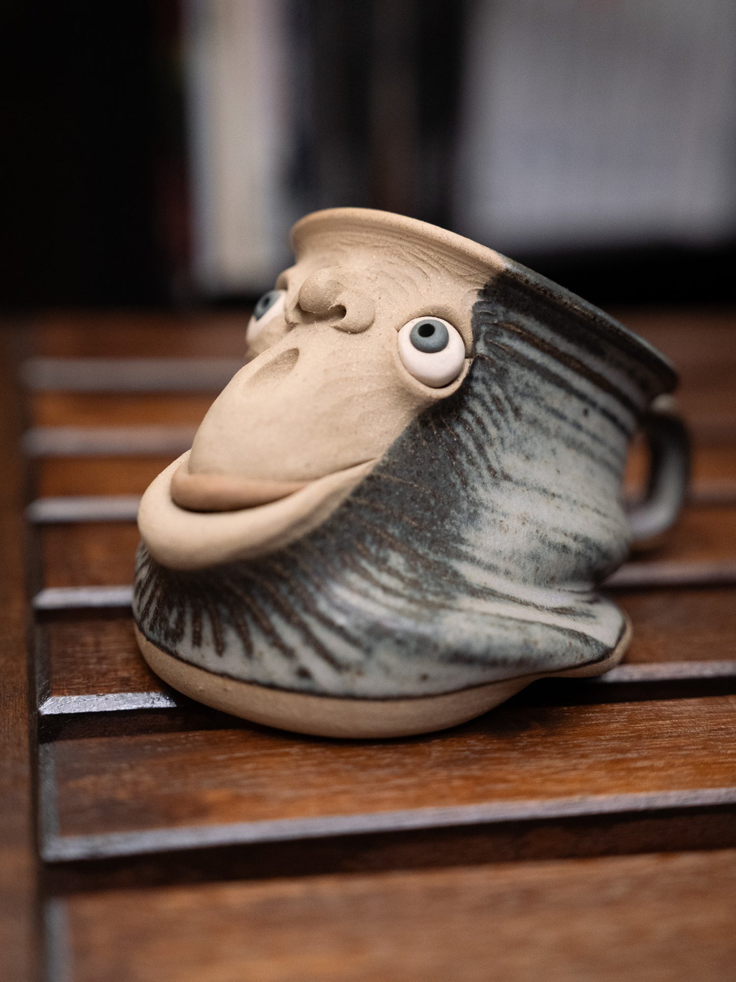 1995 "MUGGINS" Pottery Face Mug