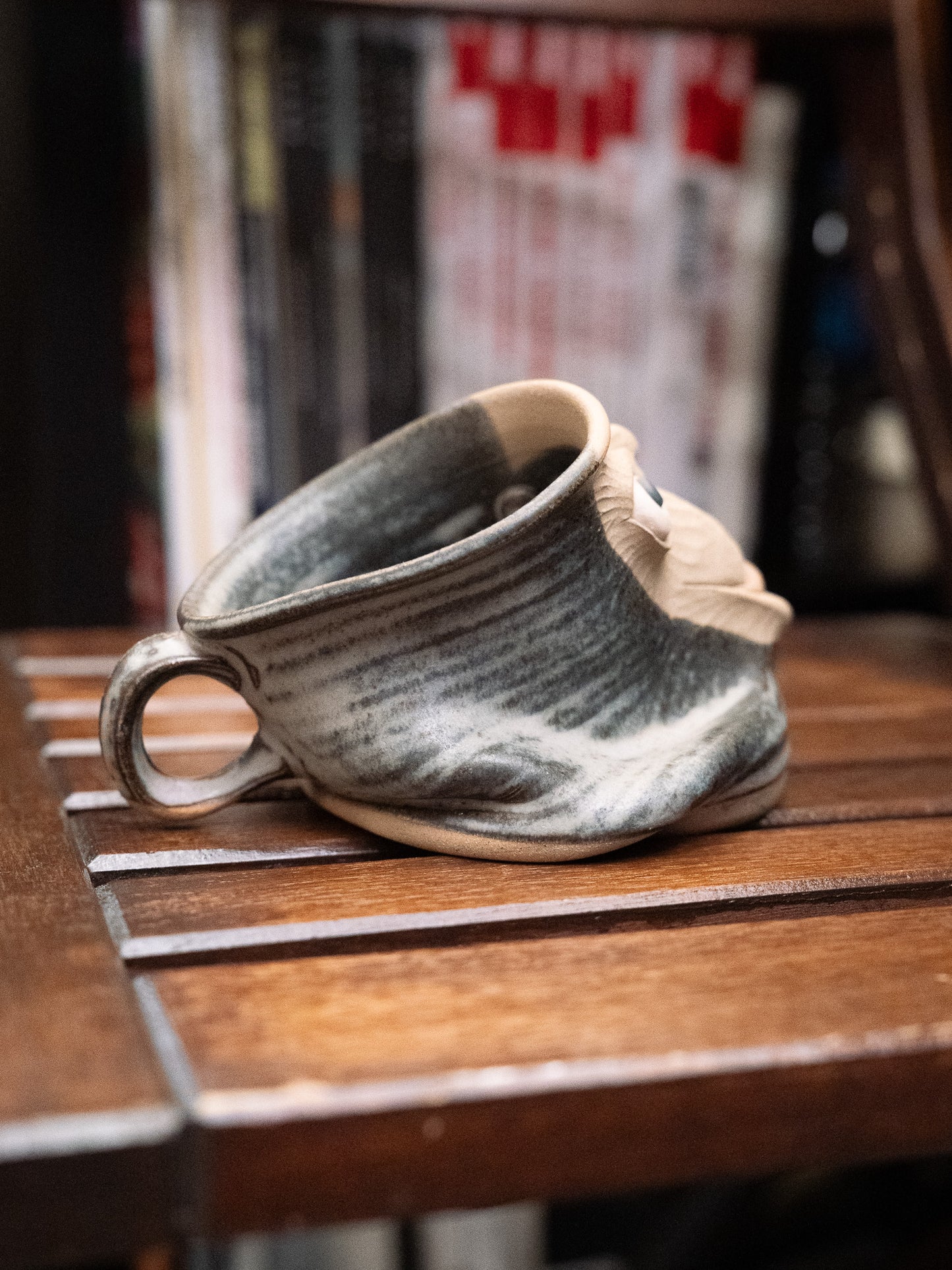 1995 "MUGGINS" Pottery Face Mug