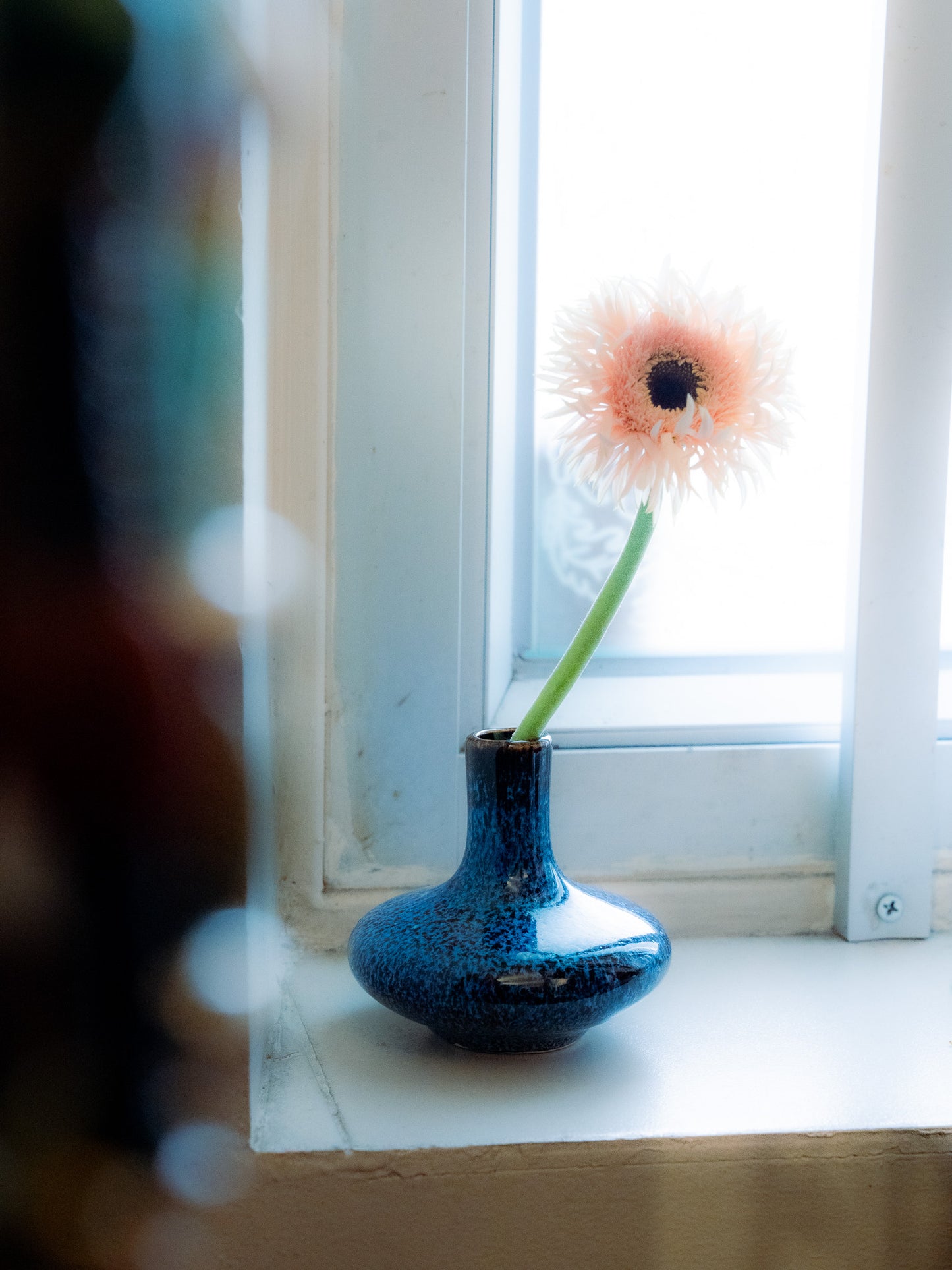 Showa Era Blue Flambé Glaze Bud Vase 藍窯變結晶釉 一輪挿し 花器