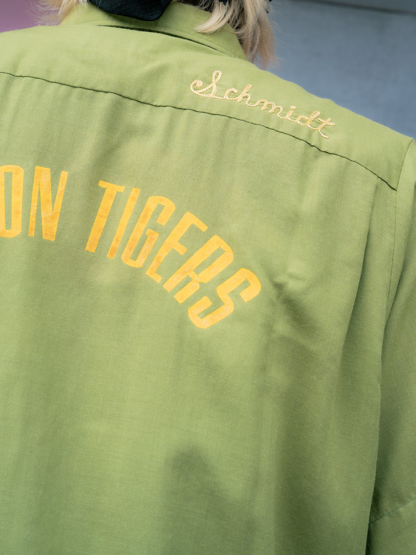 1950s "KING LOUIE" Macon Tigers Two-Tone Bowling Shirt 