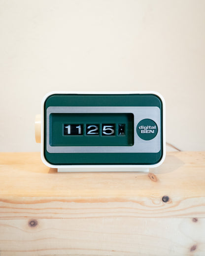 1970s "HOTTA" Digital Ben B005 Drum Clock