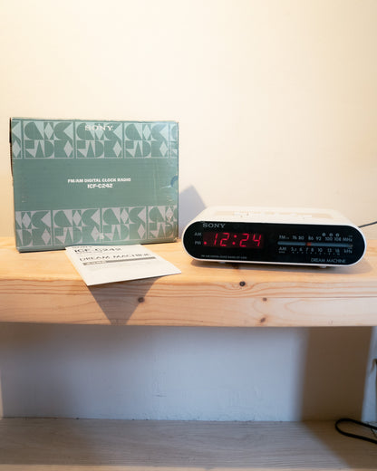 1991 "SONY" ICF-C242 Dream Machine Clock Radio