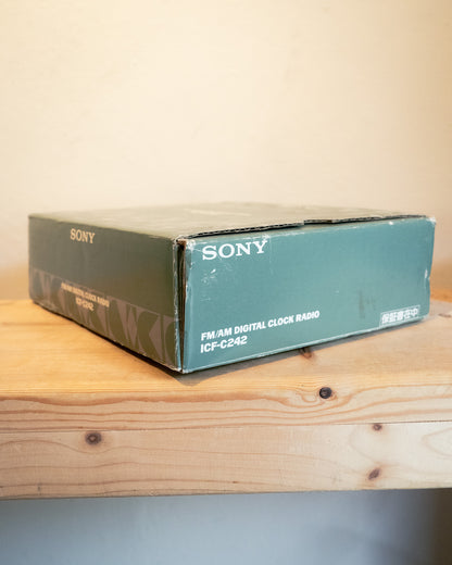 1991 "SONY" ICF-C242 Dream Machine Clock Radio