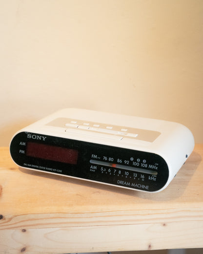 1991 "SONY" ICF-C242 Dream Machine Clock Radio
