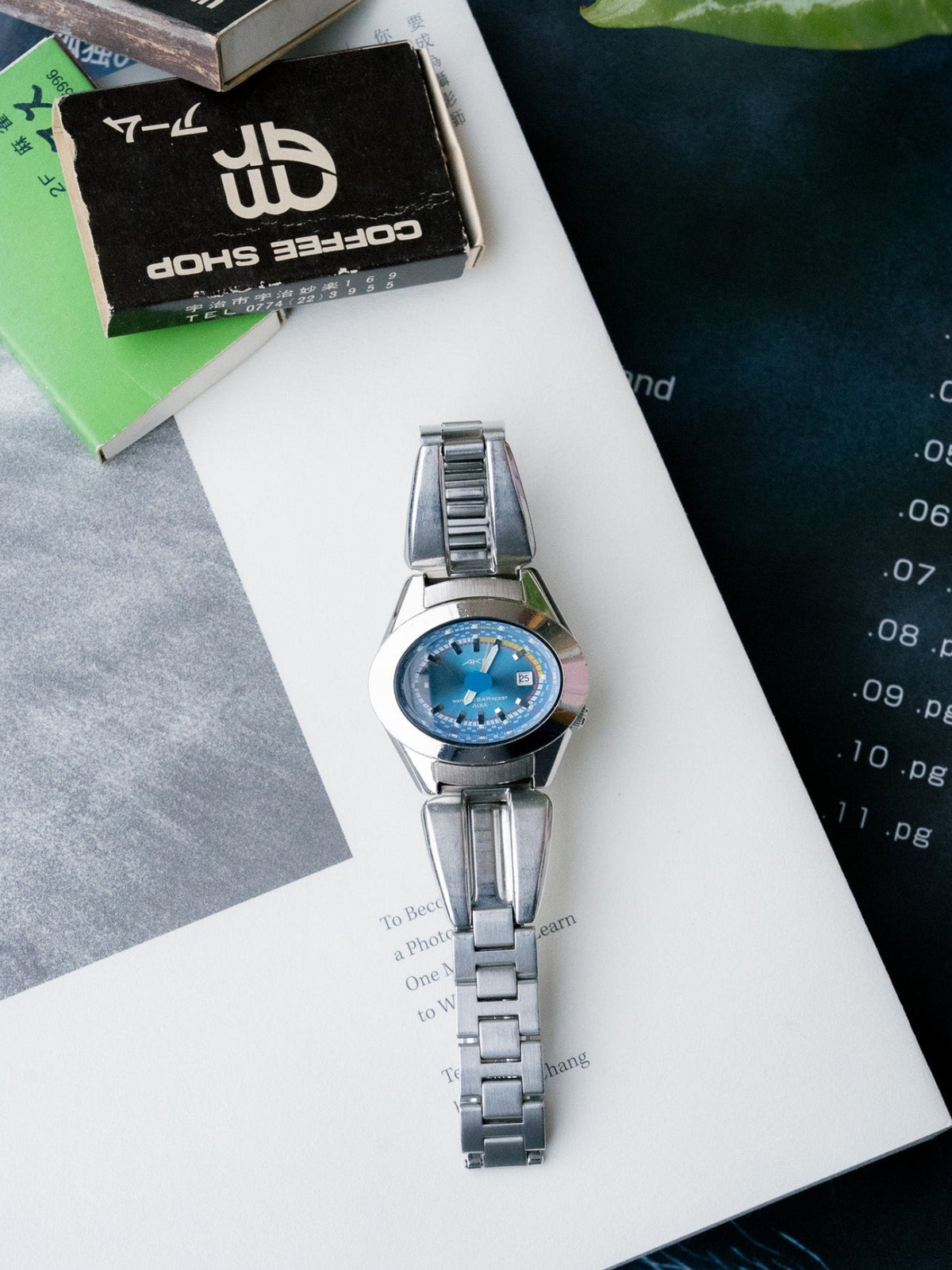 1997 SEIKO ALBA AKA Sunray Blue V782-5A40 Quartz Watch