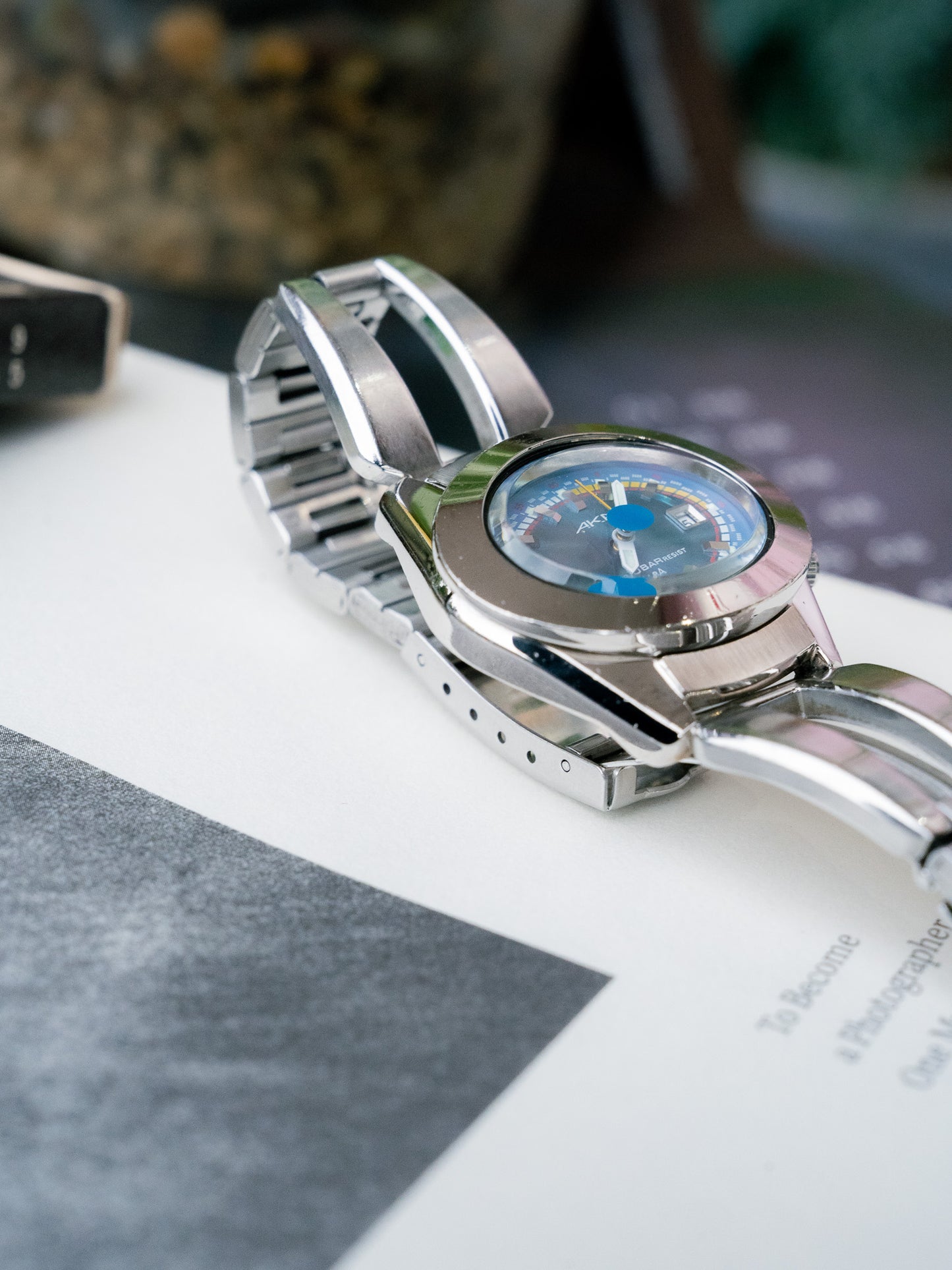 1997 SEIKO ALBA AKA Sunray Blue V782-5A40 Quartz Watch