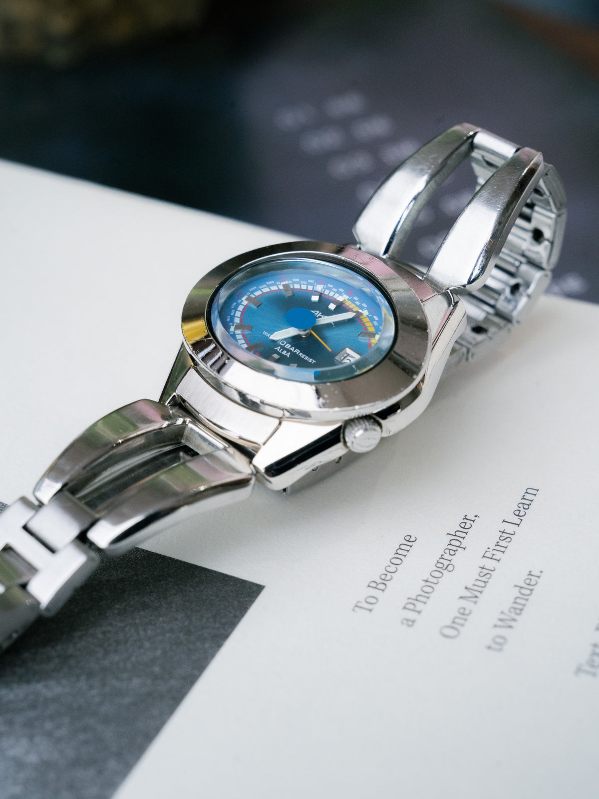 1997 SEIKO ALBA AKA Sunray Blue V782-5A40 Quartz Watch