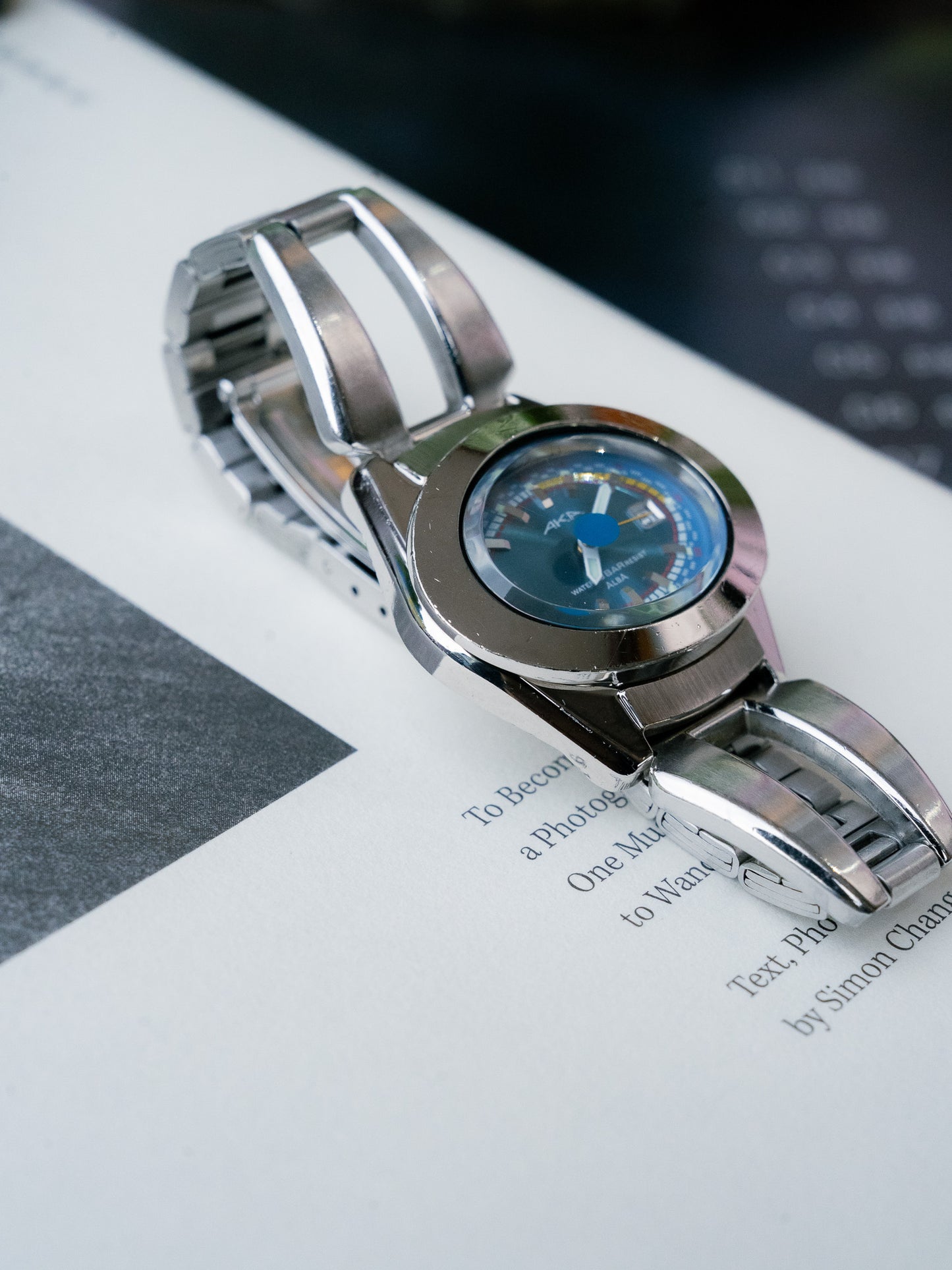 1997 SEIKO ALBA AKA Sunray Blue V782-5A40 Quartz Watch