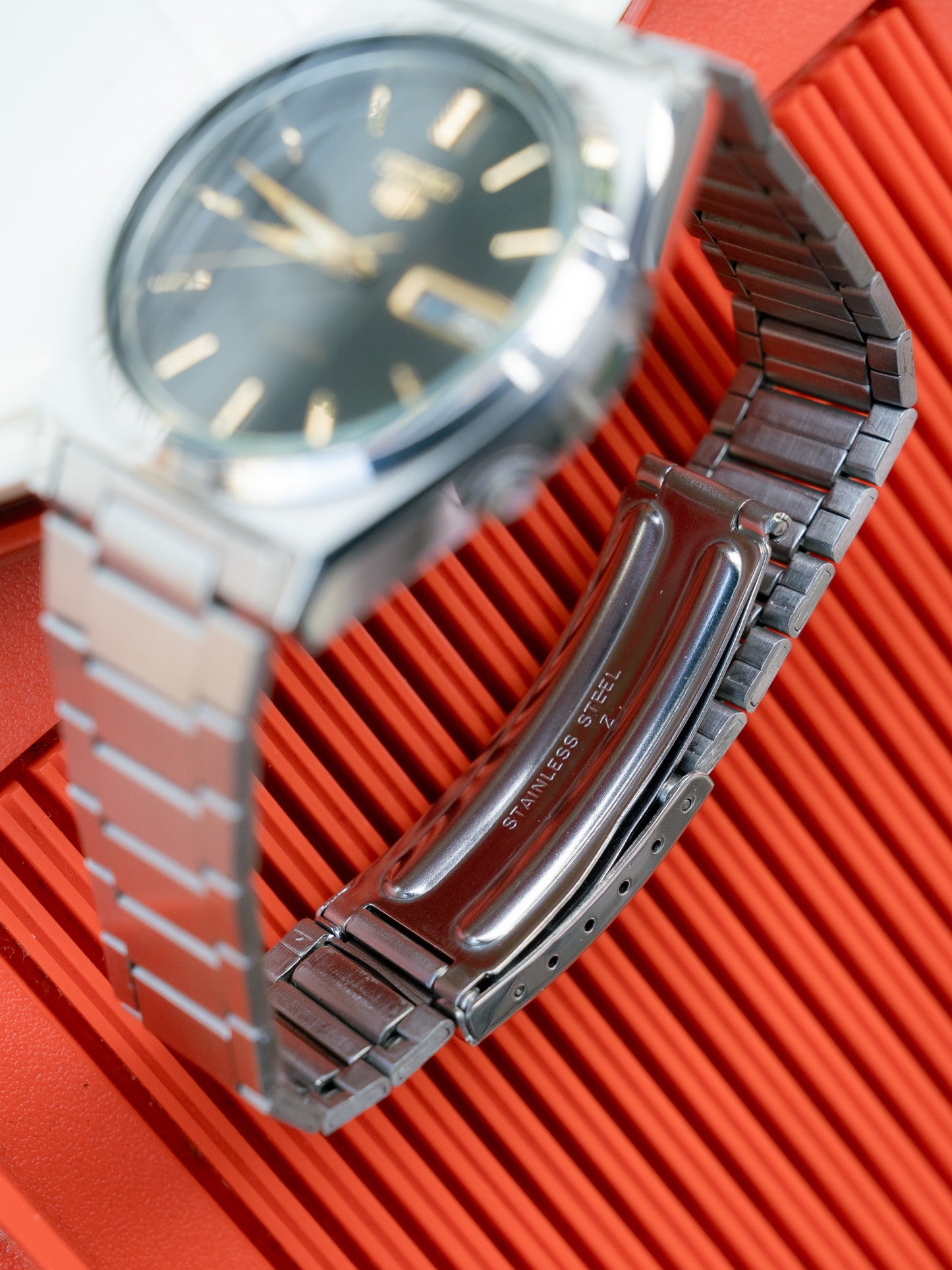 1991 SEIKO 5 Automatic 7009-876A Watch