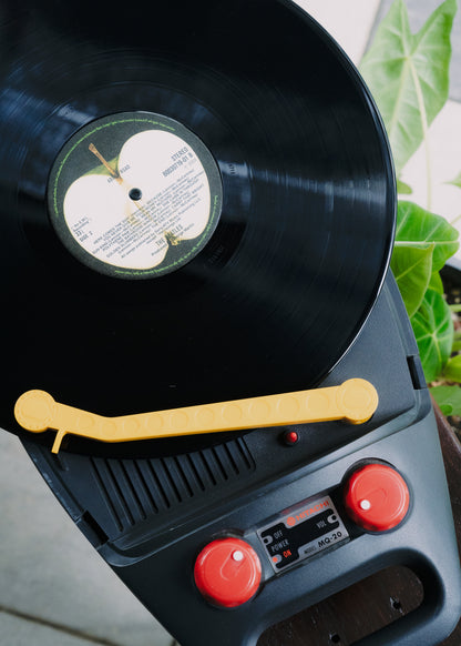 1970s "HITACHI" MQ-20 Ladybug Portable Record Player