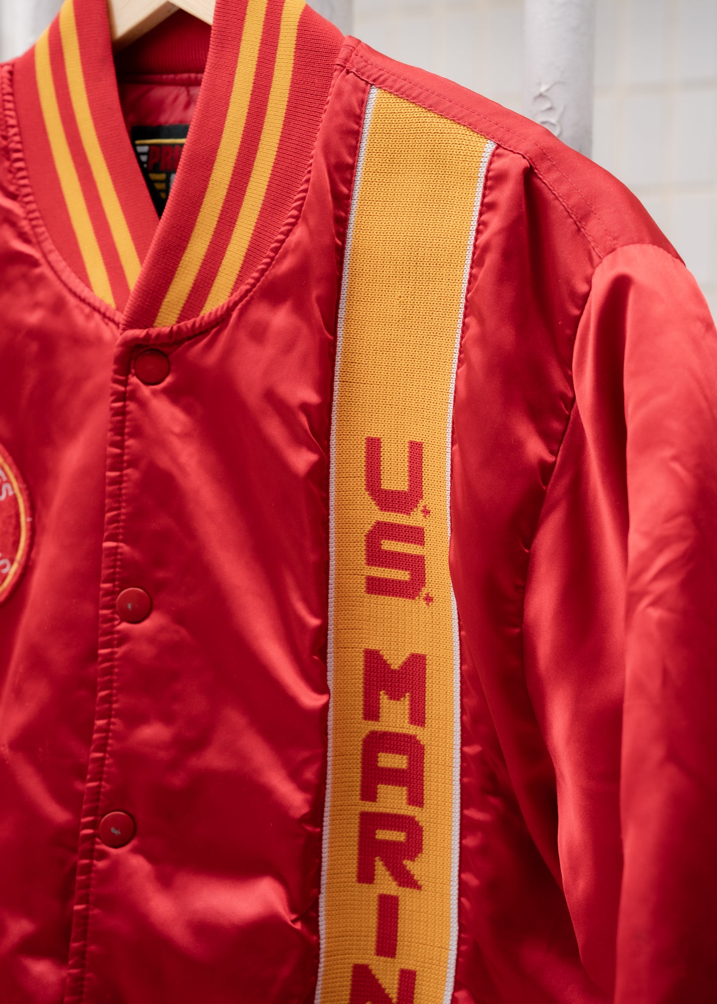 1980s ”PRIORITY MALE“ U.S. Marines Bomber Jacket