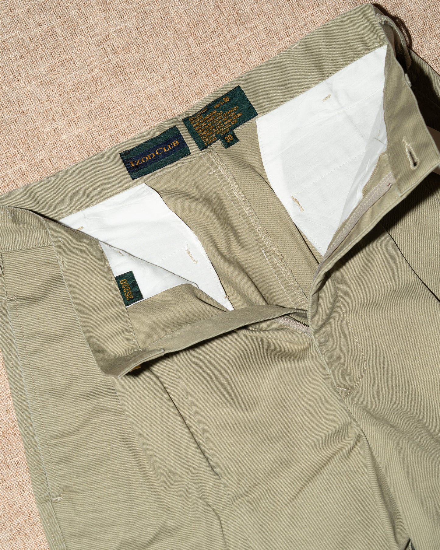 "IZOD CLUB" Pleated Short Pants