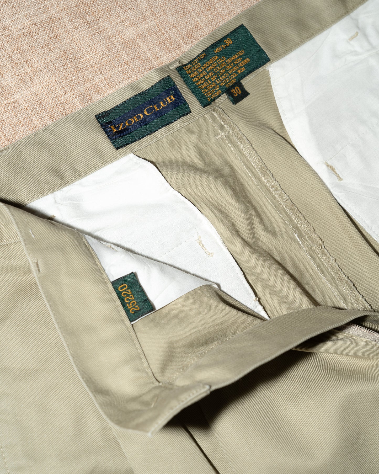 "IZOD CLUB" Pleated Short Pants