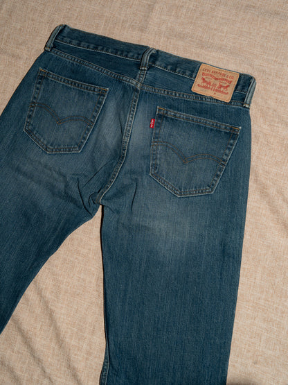 "Levi's" 505 Regular Fit Jeans