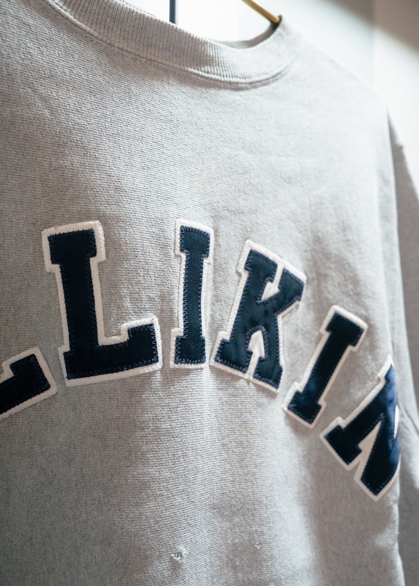 1990s "CHAMPION" MILLIKIN Embroidered Reverse Weave Sweatshirt