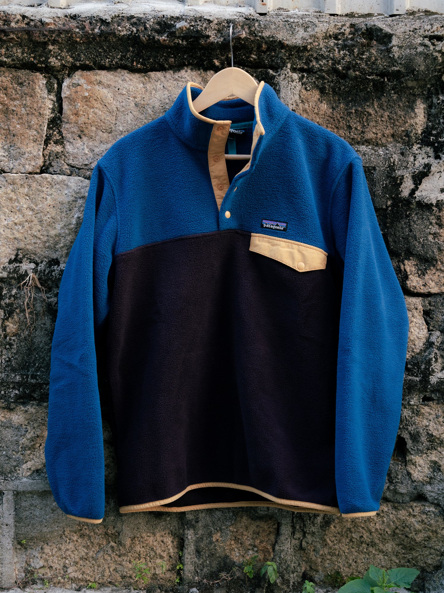 "PATAGONIA" Lightweight Synchilla® Snap-T® Pullover