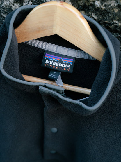 "PATAGONIA" Lightweight Synchilla® Snap-T® Pullover