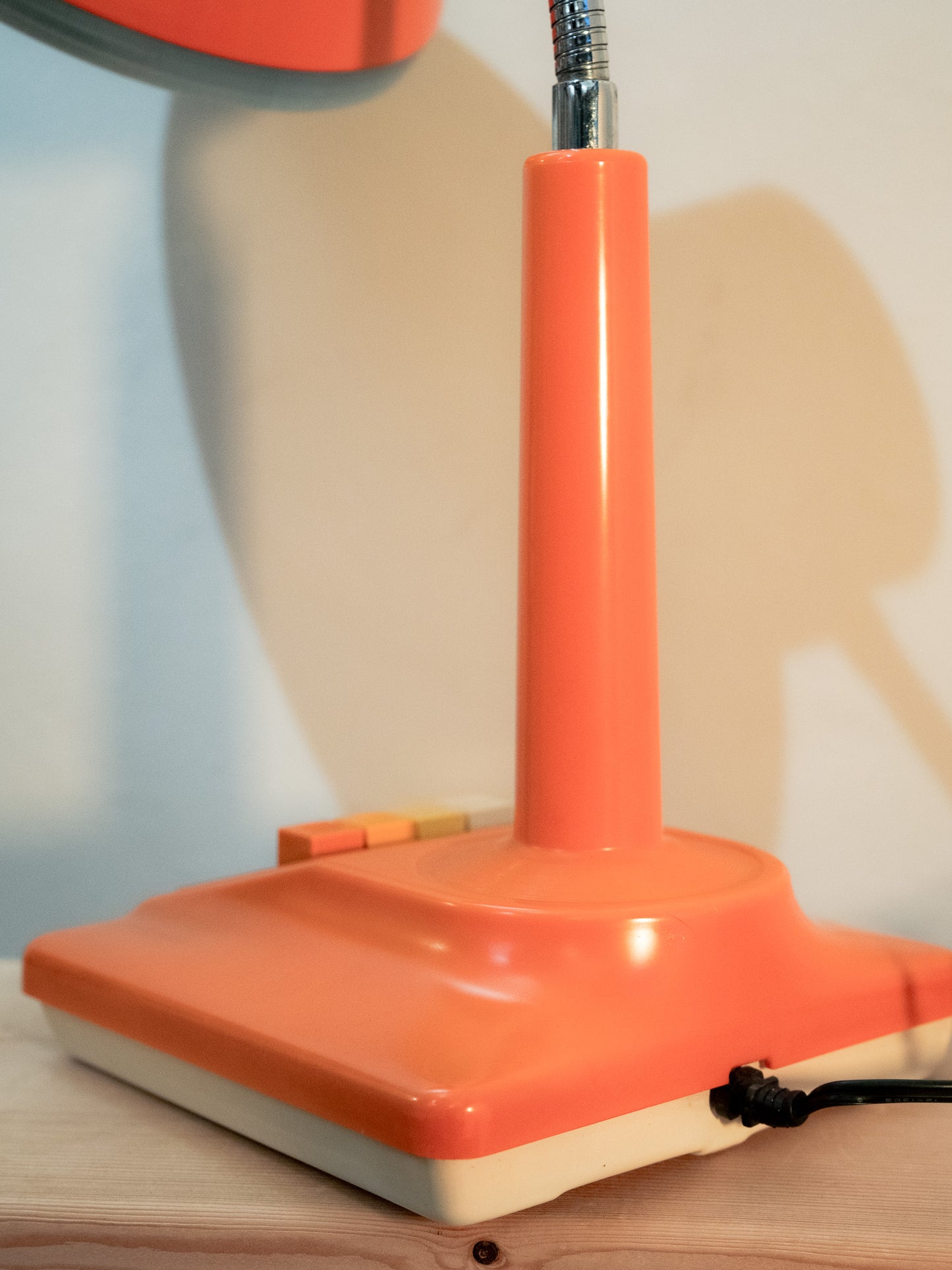 1970s "NATIONAL" LB-616-D Table Lamp