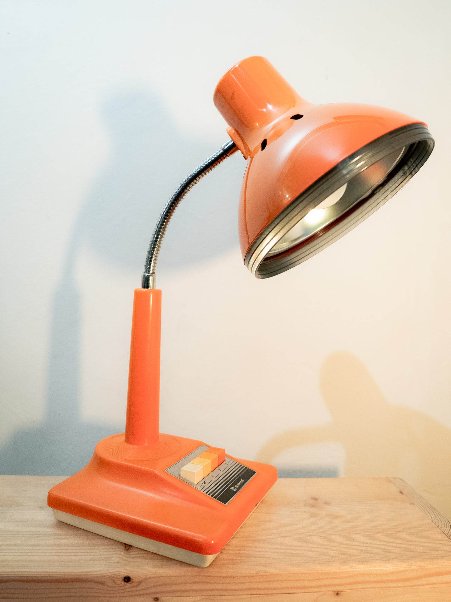 1970s "NATIONAL" LB-616-D Table Lamp