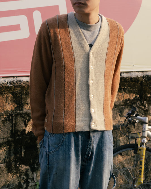 1960-70's "CROWN SPORTSWEAR" Orlon Acrylic Cardigan